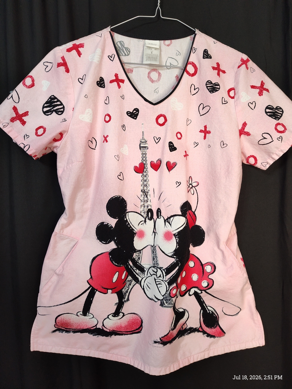 Pink Mickey & Minnie Kiss Graphic Scrub Top